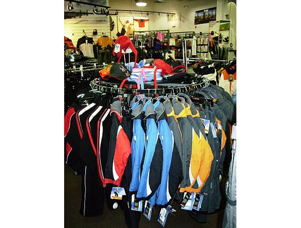 Adjustable Round Clothing Rack